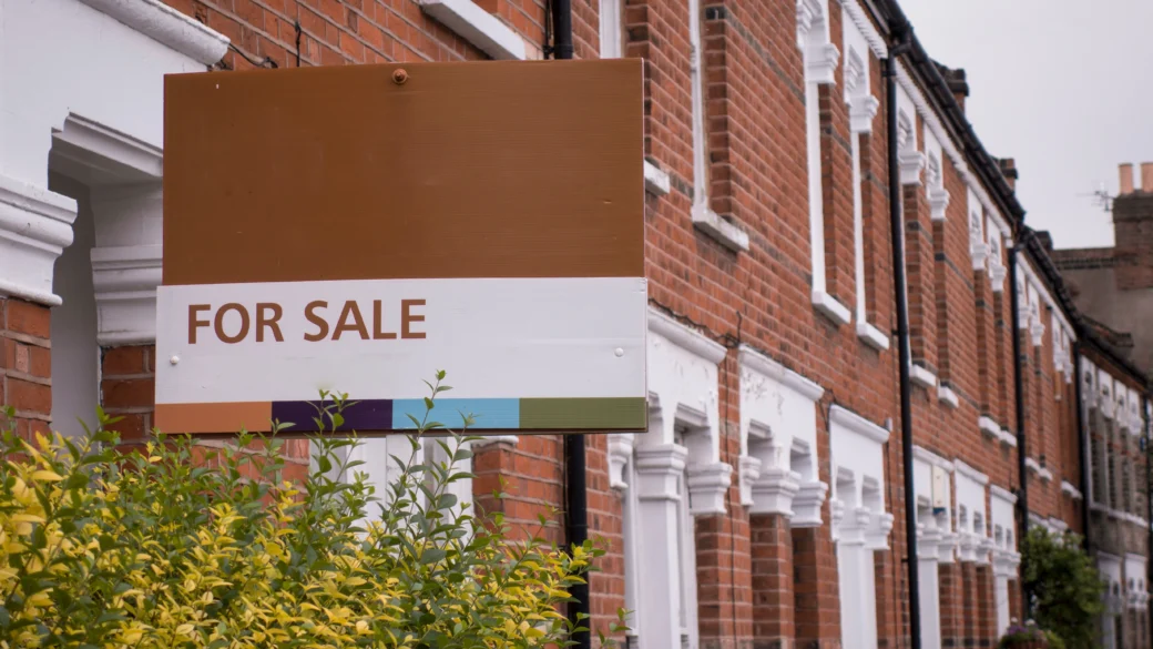 5 Best Property Auction Solicitors in Bristol - Find guidance before bidding on property